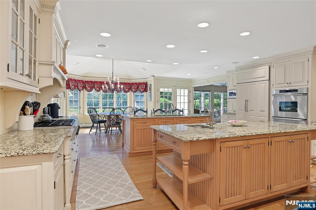 359 Lakeview Drive — photo 13
