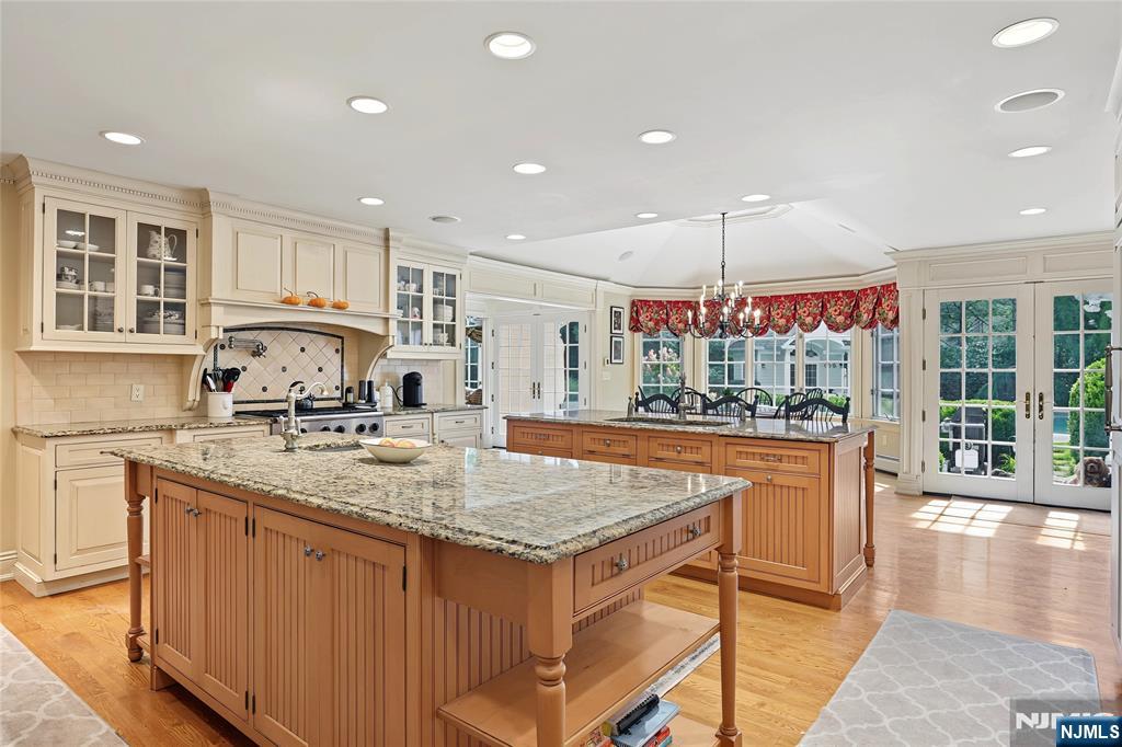 359 Lakeview Drive — photo 18