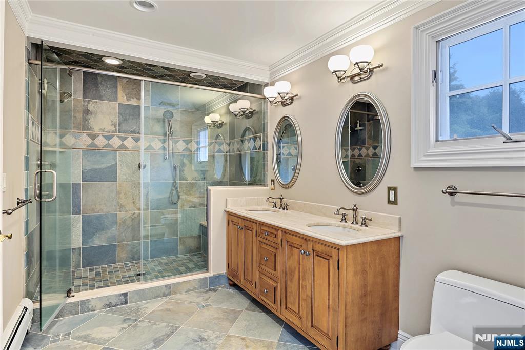 359 Lakeview Drive — photo 27