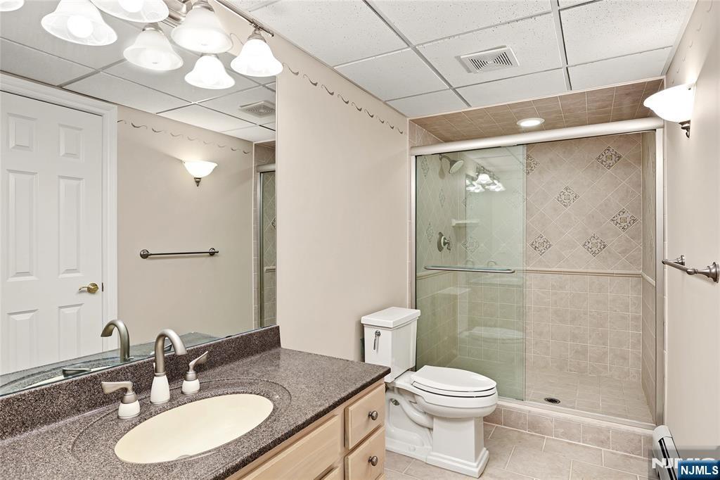 359 Lakeview Drive — photo 32
