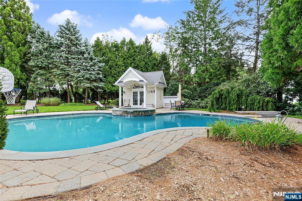 359 Lakeview Drive — photo 36