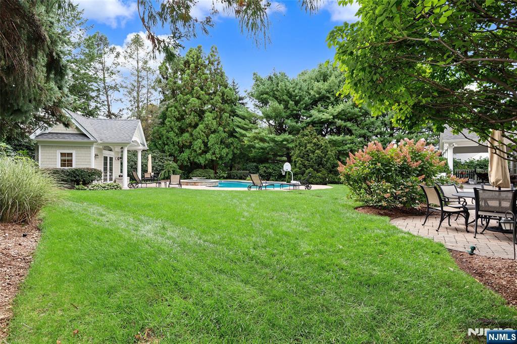 359 Lakeview Drive — photo 39