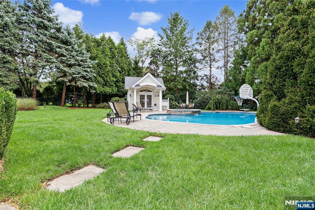 359 Lakeview Drive — photo 42
