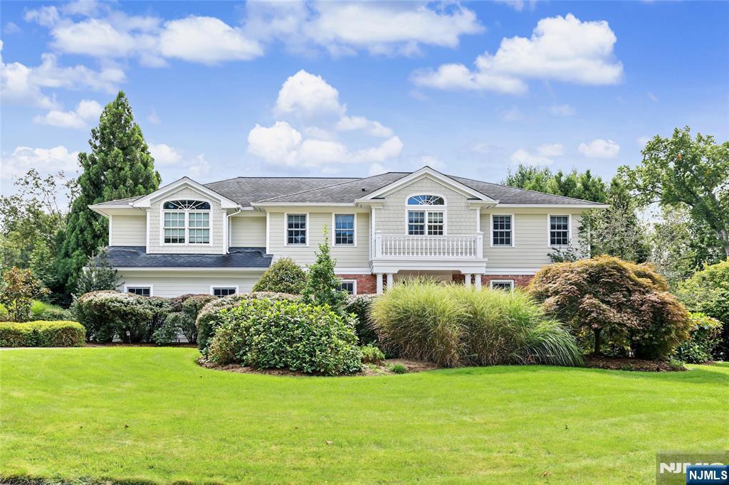 359 Lakeview Drive — photo 43