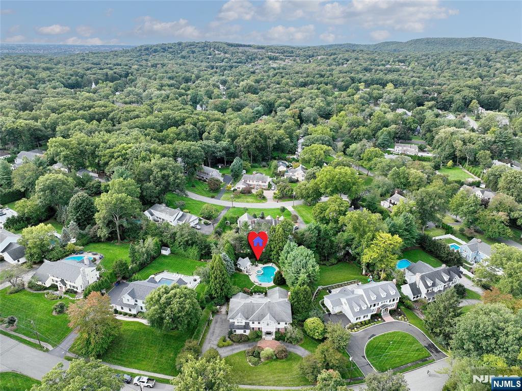 359 Lakeview Drive — photo 49
