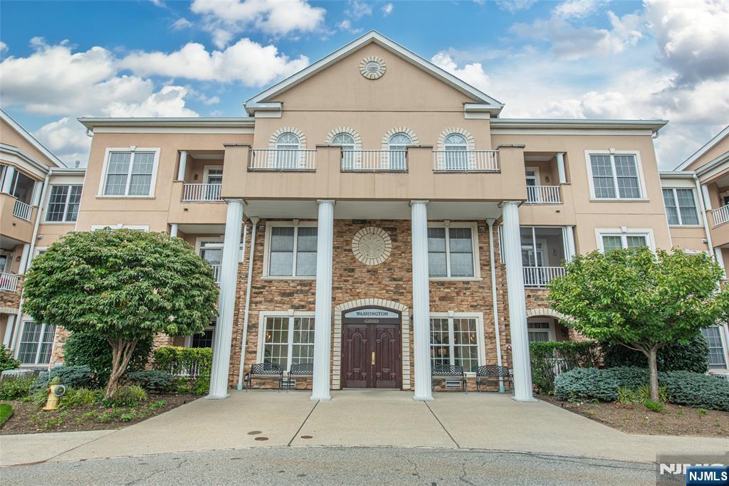 1115 Hamilton Drive - Photo 1