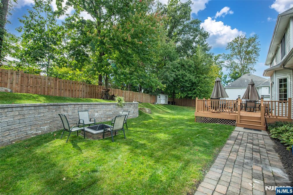 4 Hunter Drive