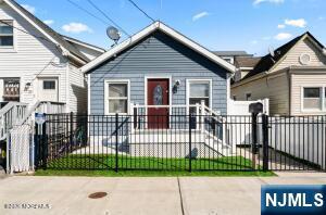 20 Highland Avenue - Photo 1