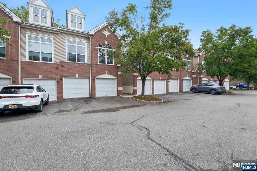 135 Riverwalk Way - Photo 1
