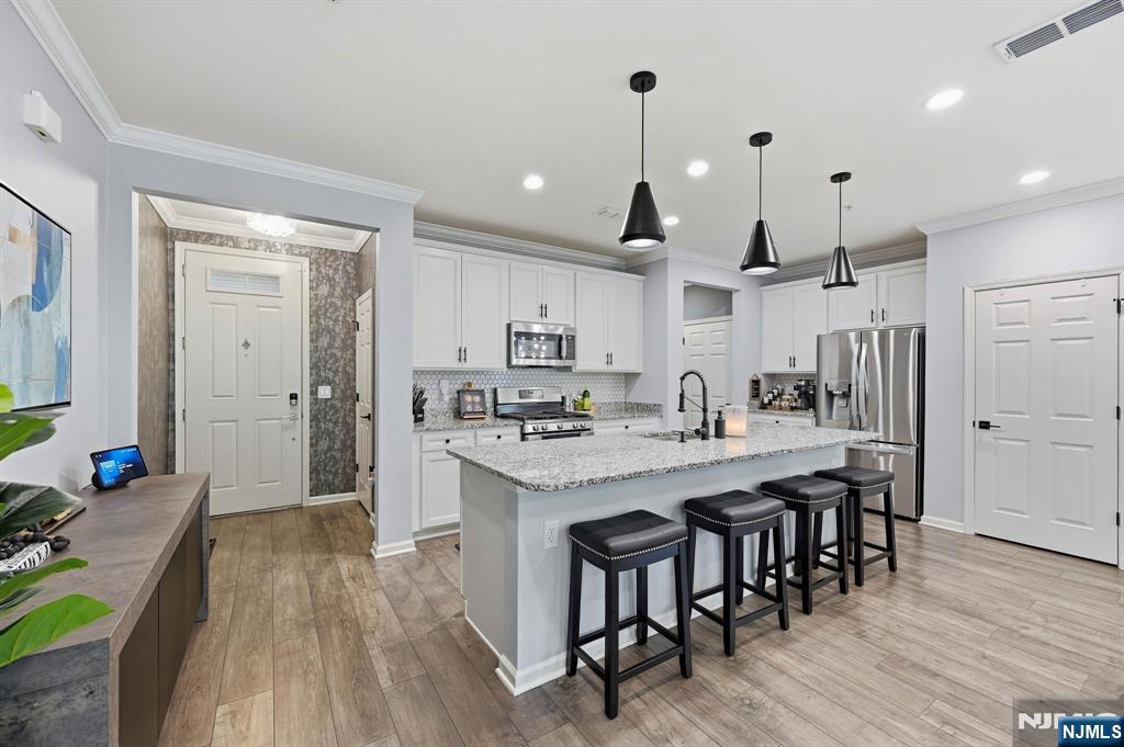 84 Aspen Drive - Photo 2