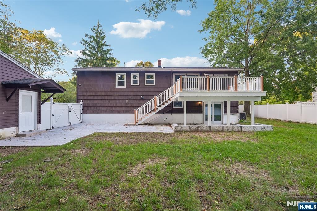 274 Oradell Avenue - Photo 5