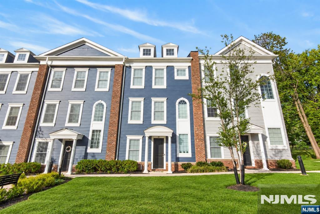 18 Parkside Lane - Photo 1