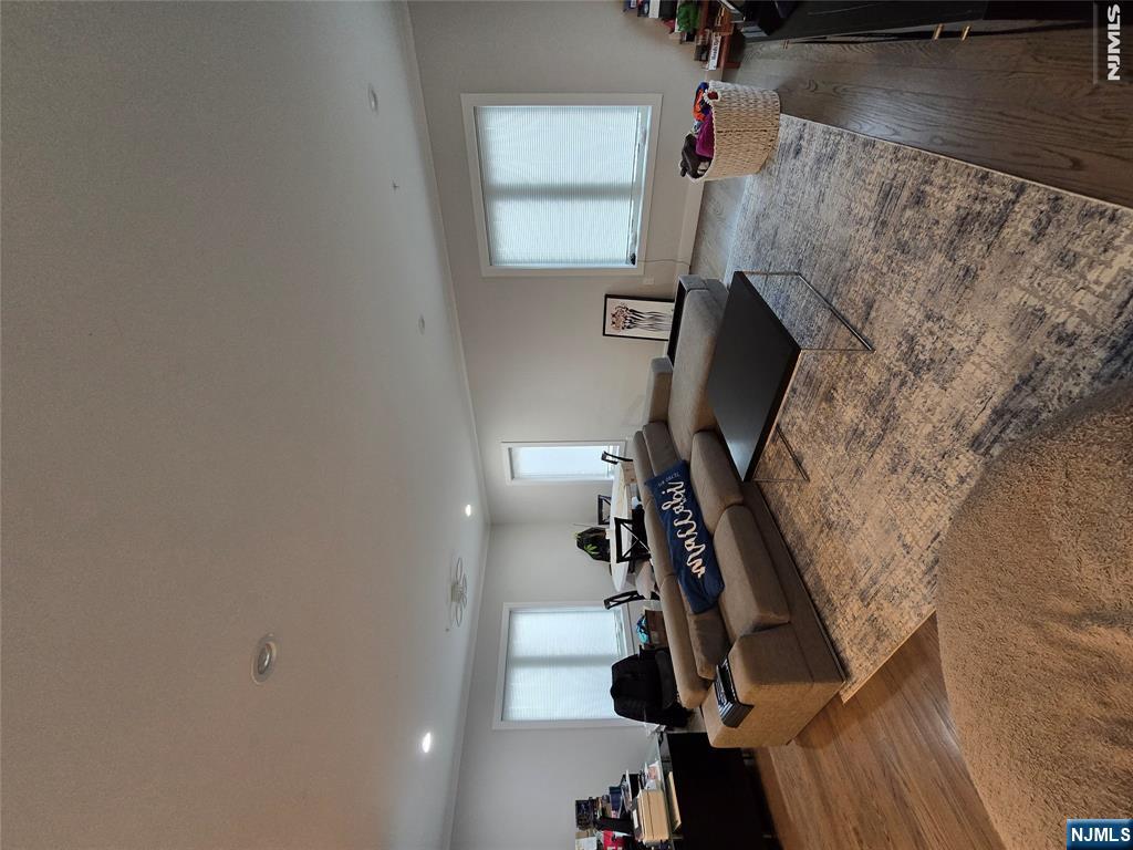 21 Summit Street — photo 18
