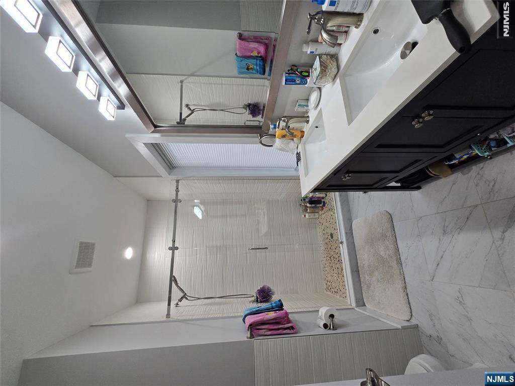 21 Summit Street — photo 27