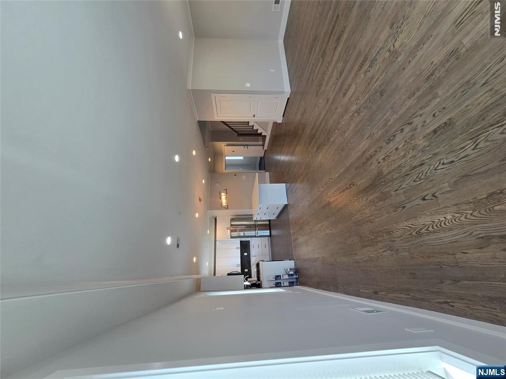 21 Summit Street — photo 6