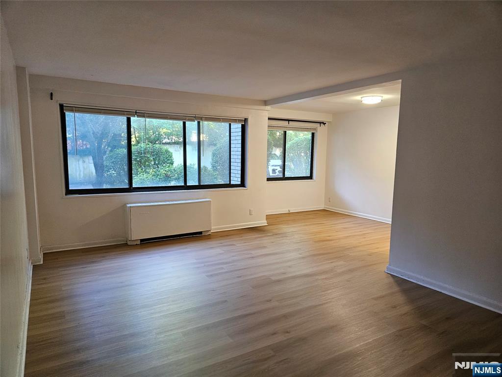 1375 River Road 1M - Photo 4