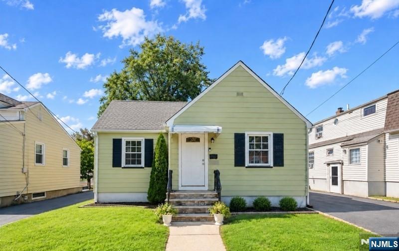 Photo 1 of Single family home for sale at 106 Summit Ave, Bloomfield, NJ 07003 | MLS# 26036252 | Listing updated on 2026-10-05