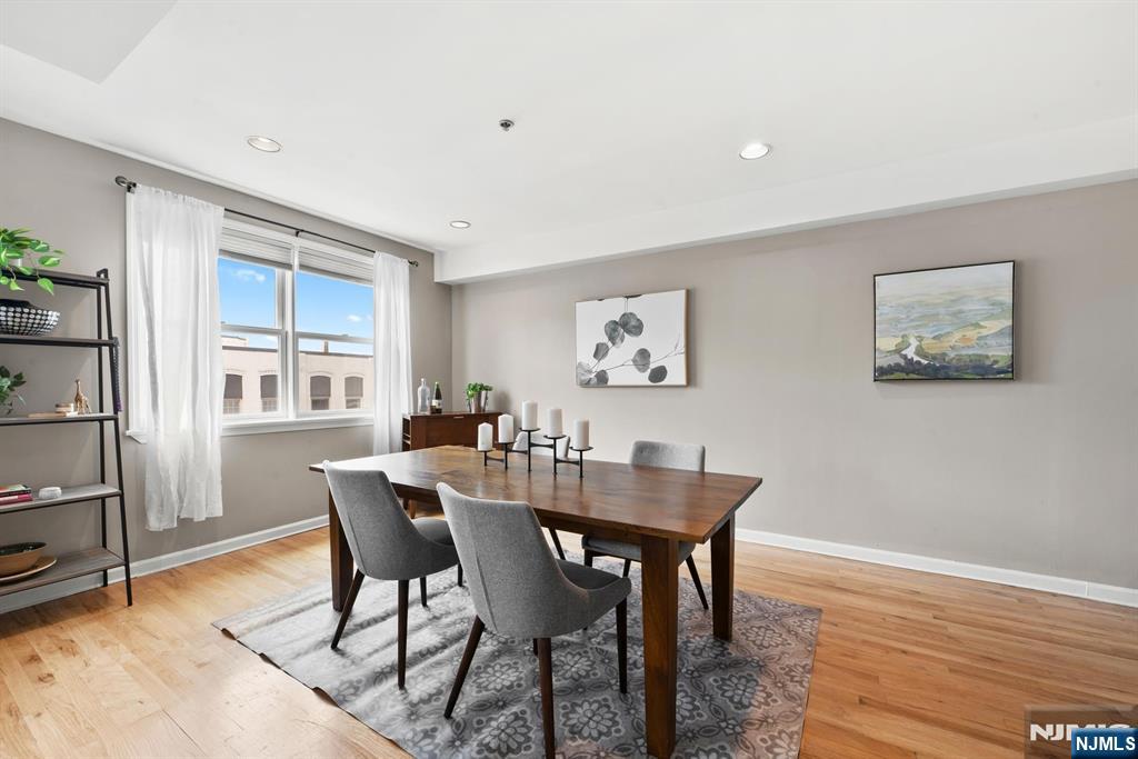 225 Clinton Street 4 - Photo 5