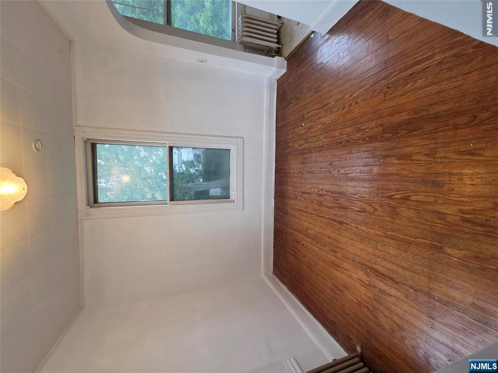 48 Pleasant Avenue 2 - Photo 3