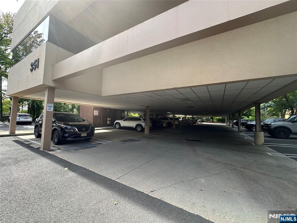 351 Evelyn Street - Photo 2