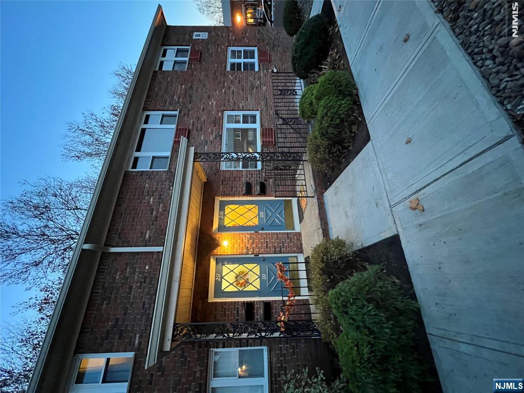 422 Ringwood Avenue B110 - Photo 1
