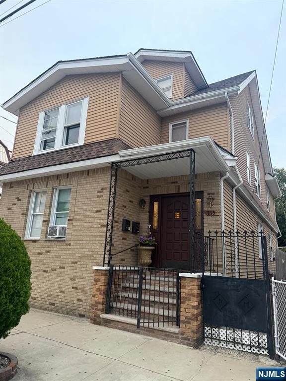 313 Chestnut Street - Photo 1