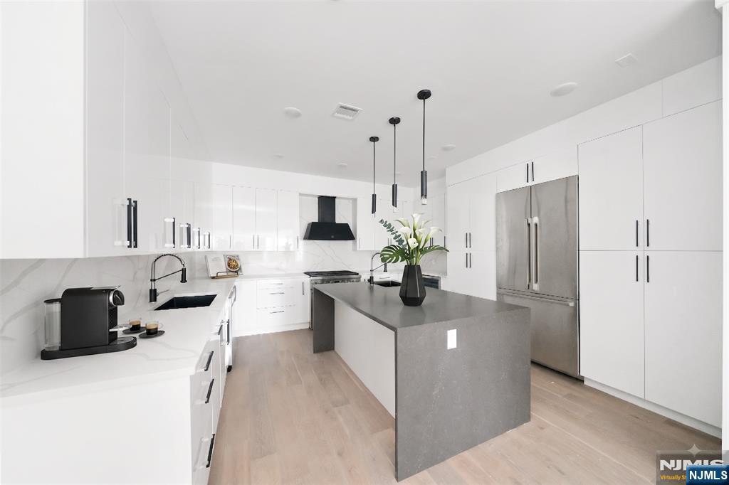 728 Undercliff Avenue - Photo 4
