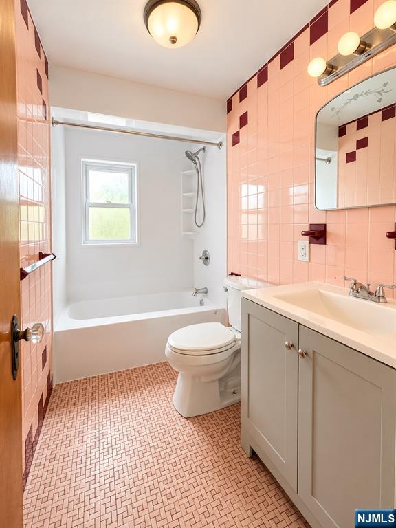 49 Reservoir Avenue - Photo 4