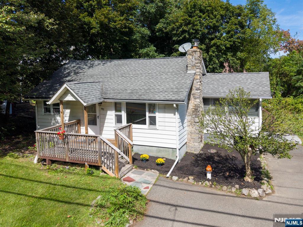 103 Breakneck Road - Photo 2