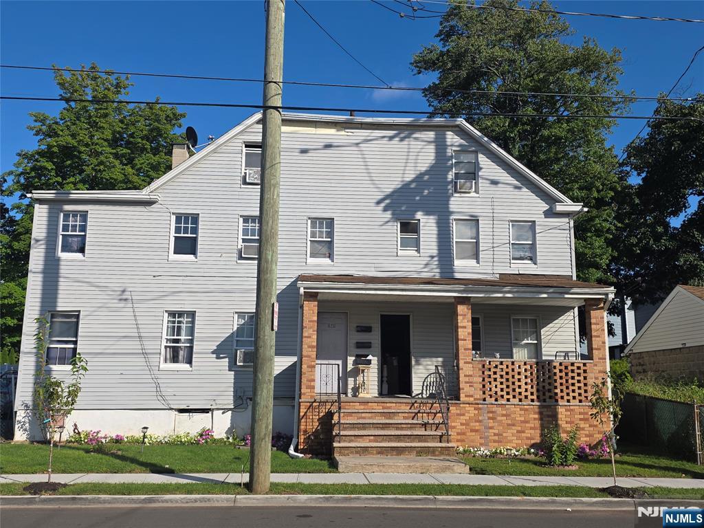 630 Valley Street - Photo 1