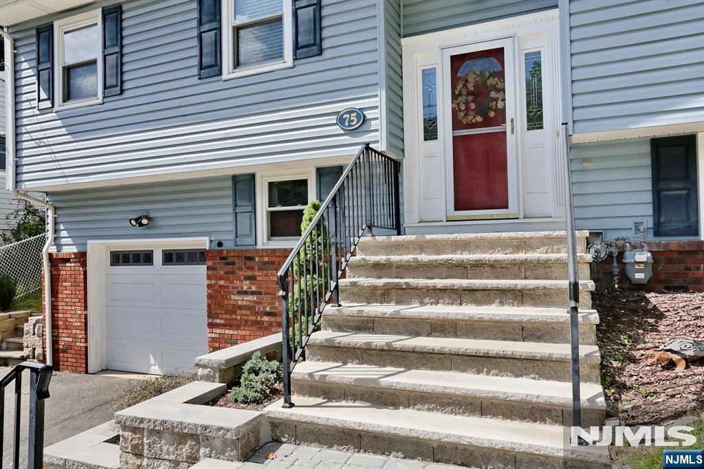 75 Hiawatha Boulevard - Photo 4