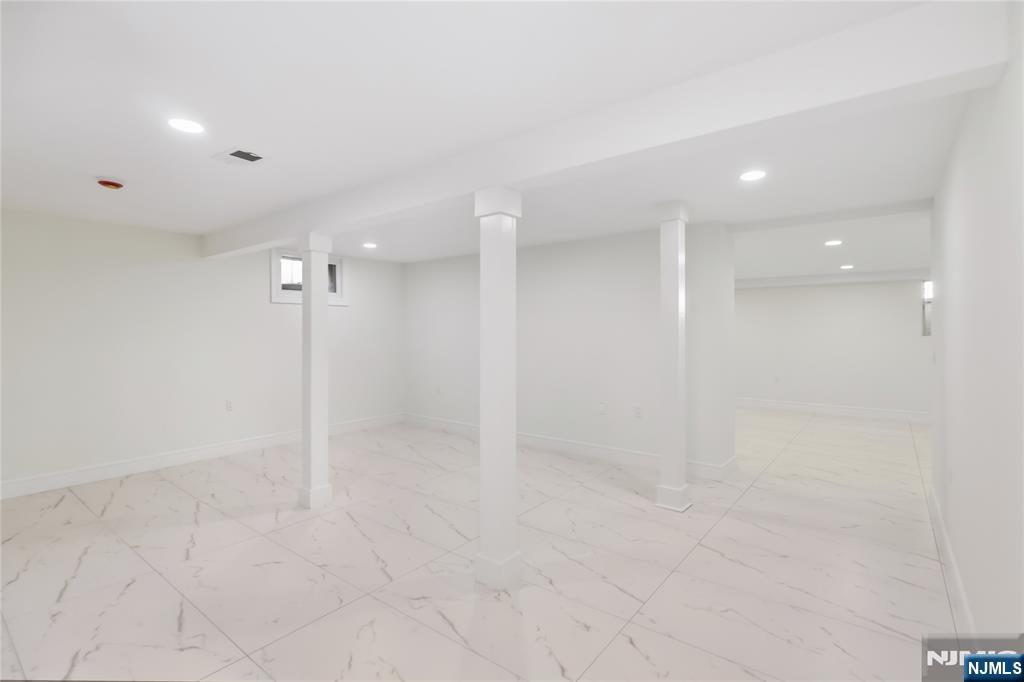 35 Harvey Street — photo 24