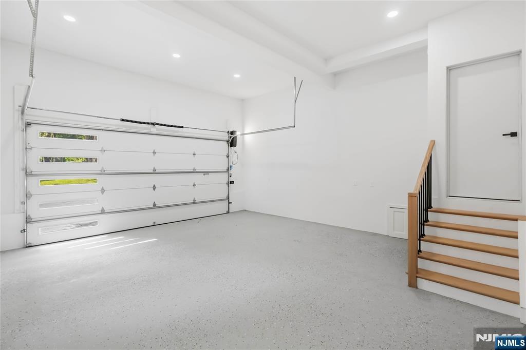 35 Harvey Street — photo 27