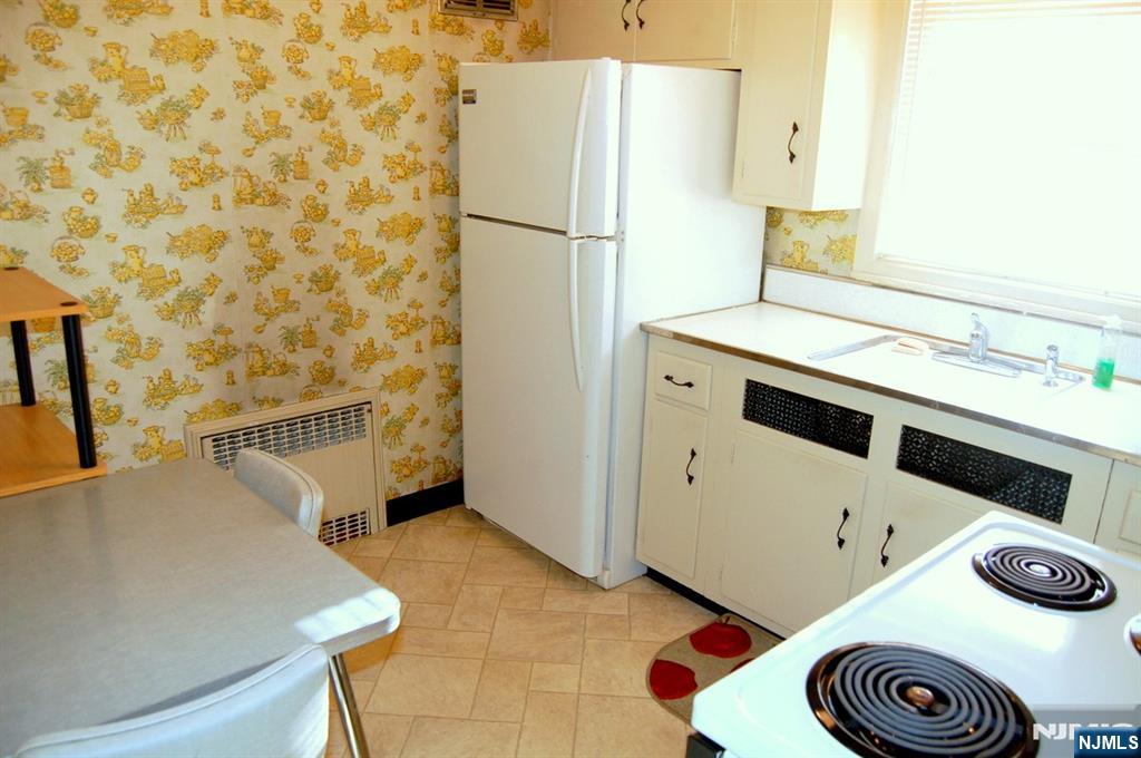 150 6th Street 3 - Photo 3