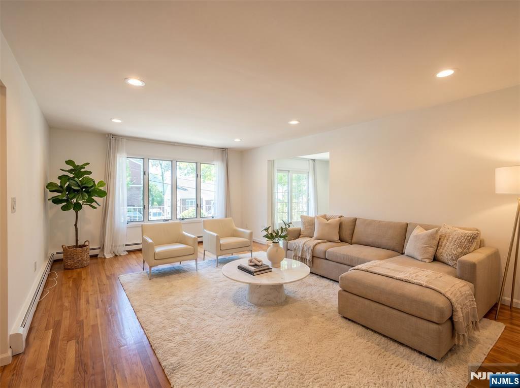 531 Day Avenue - Photo 1