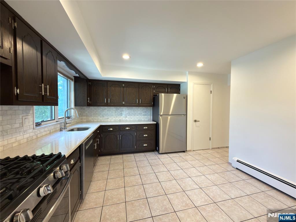531 Day Avenue - Photo 5
