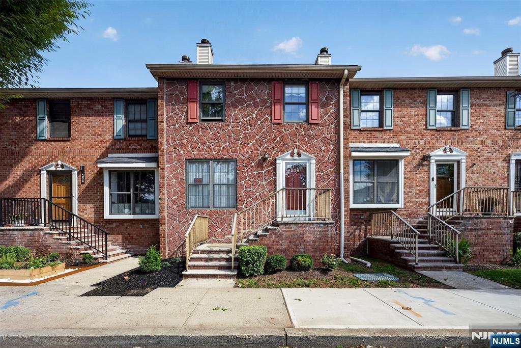 236 Mayor Gibson - Photo 1