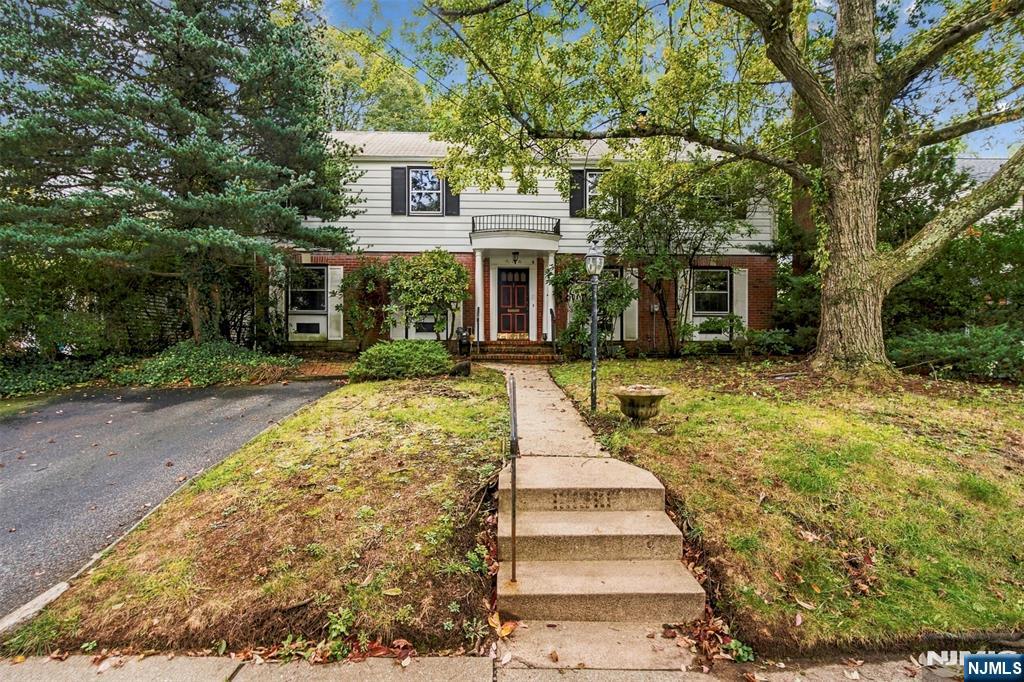 135 Voorhis Avenue - Photo 2