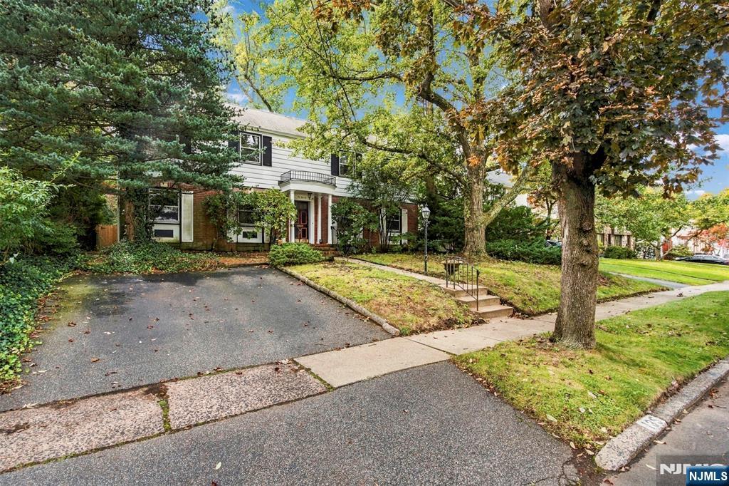 135 Voorhis Avenue - Photo 3