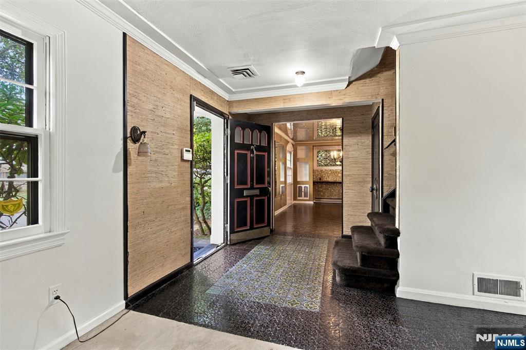 135 Voorhis Avenue - Photo 4