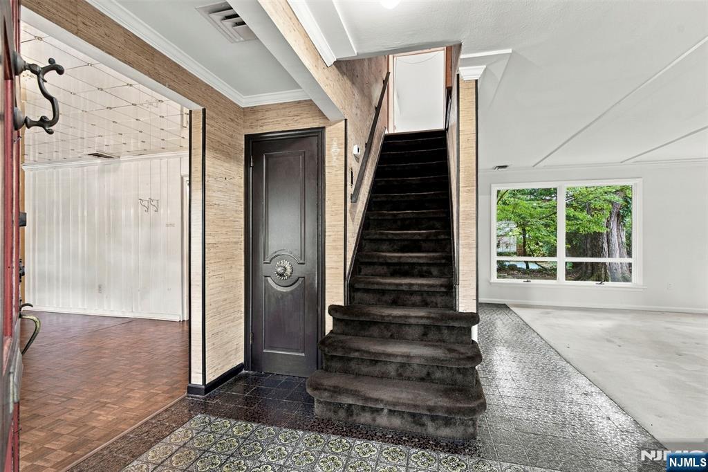 135 Voorhis Avenue - Photo 5