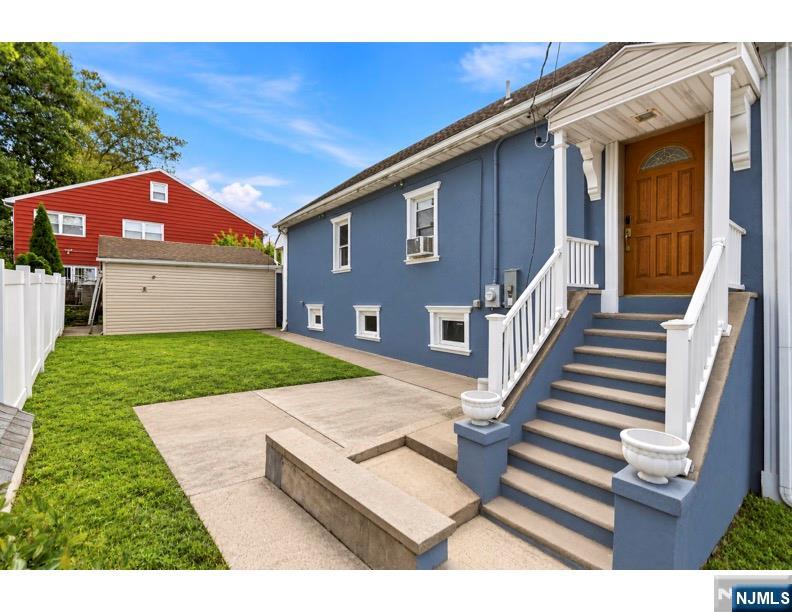 7800 Grand Avenue - Photo 2