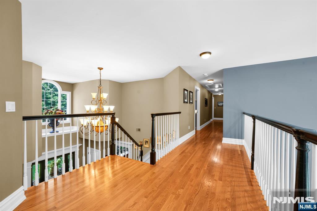 21 Reagan Way