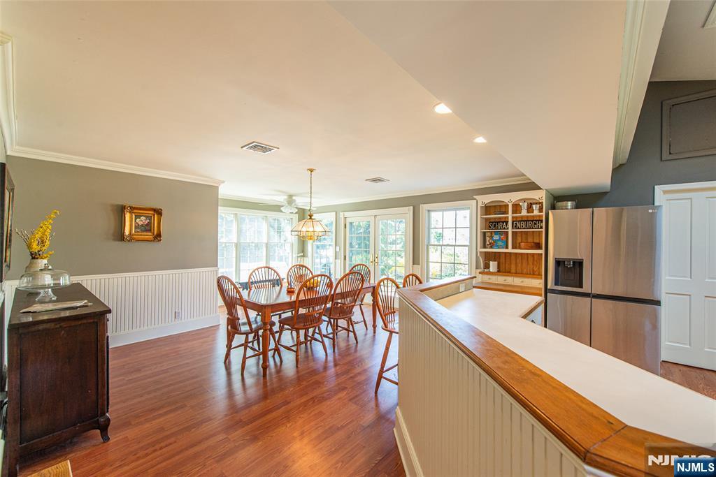 376 Lafayette Road - Photo 5