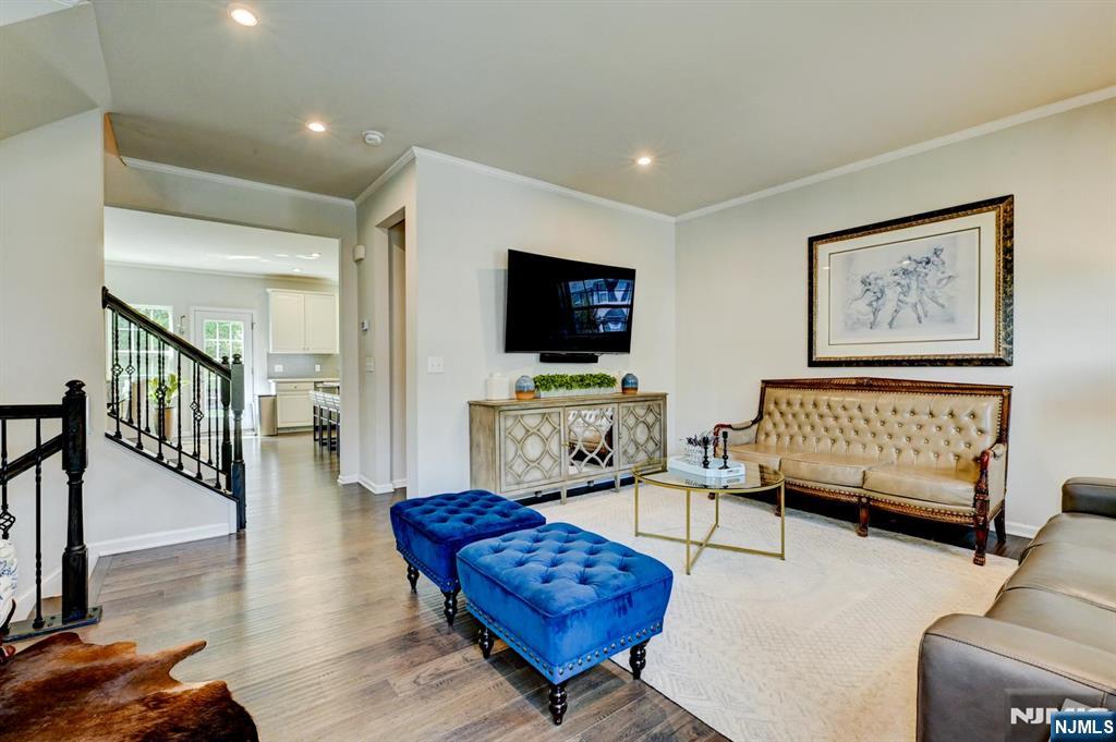 4 Woodland Way 2 - Photo 5