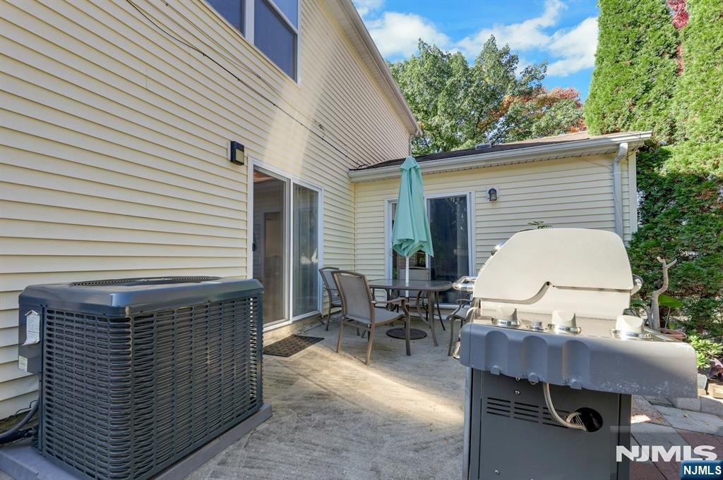 Photo 3 of Single family home for sale at 223 Merritt Ave, Bergenfield, NJ 07621 | MLS# 26036439 | Listing updated on 2026-10-16