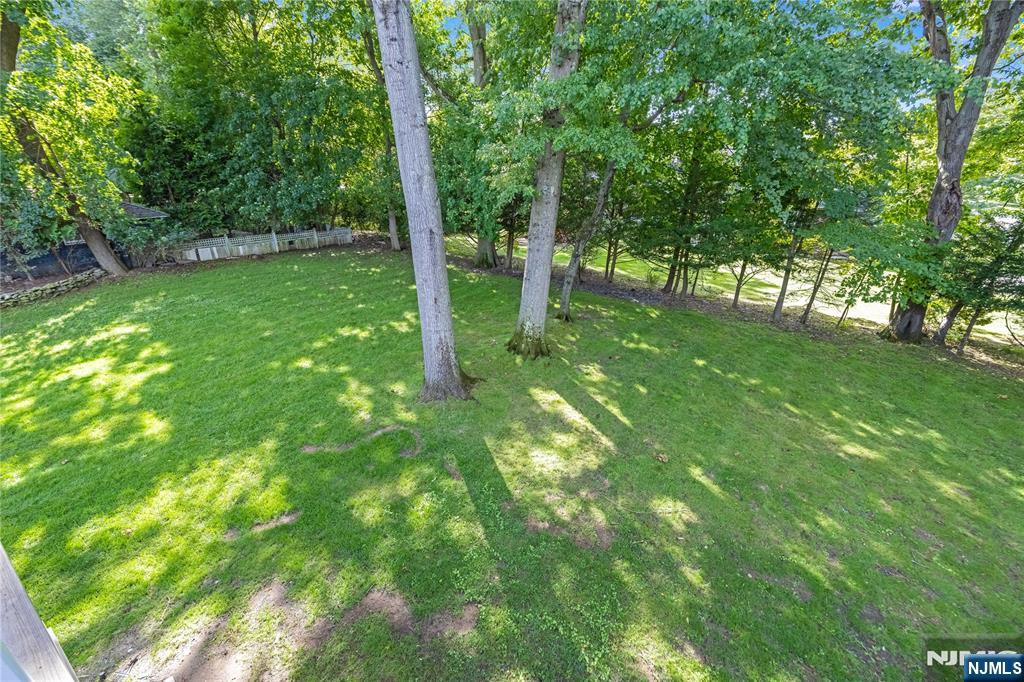 390 Harland Avenue — photo 45