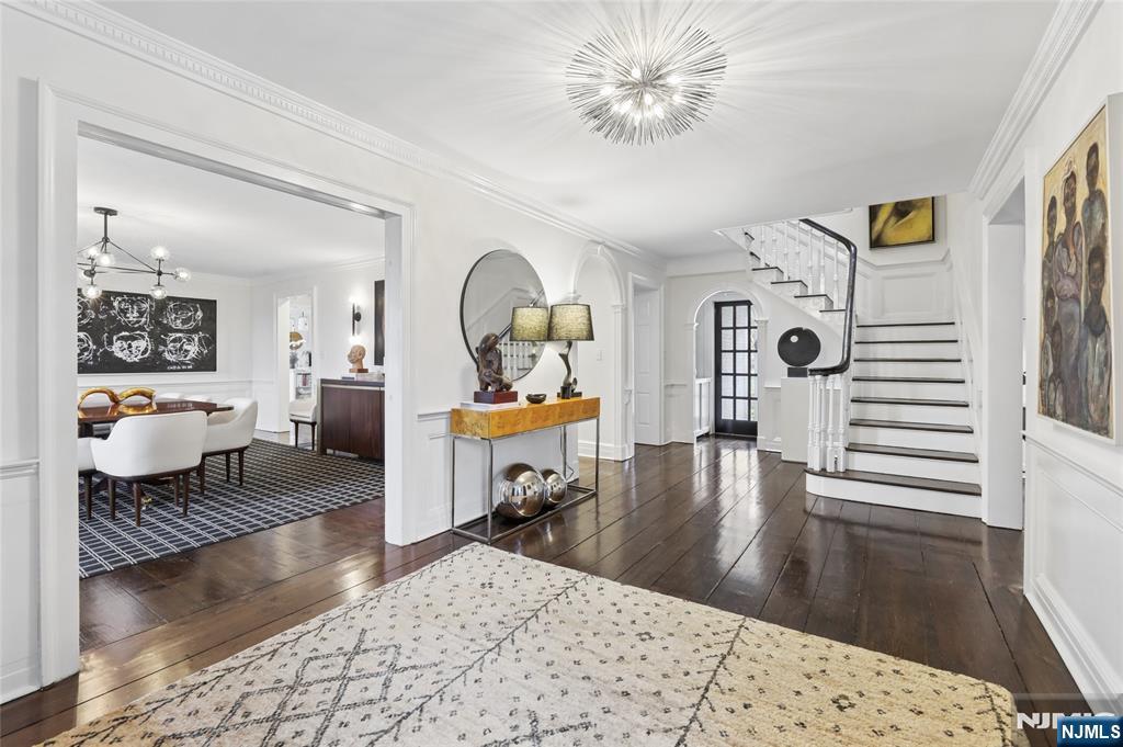 29 Gordon Road - Photo 2