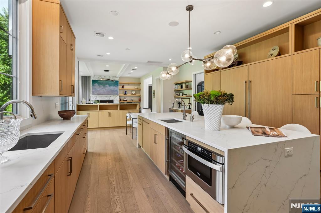 464 Woodland Street — photo 14