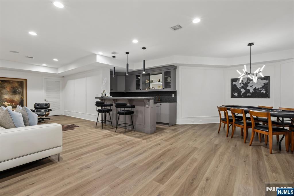 464 Woodland Street — photo 27